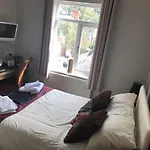 Carlton Guest House