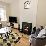 Globe Cottage