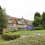 5 Albany Road