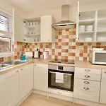 Dashing 4Bed Retreat - Walk To Stratford Town Centre & Shakespeare\'S Birthplace