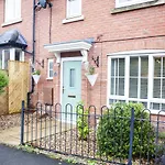 Beautiful House In Stratford Upon Avon