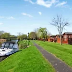 Willowbank Lodge