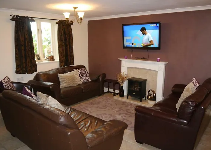 Falstaff Cottage For Up To 5, Stratford Upon Avon