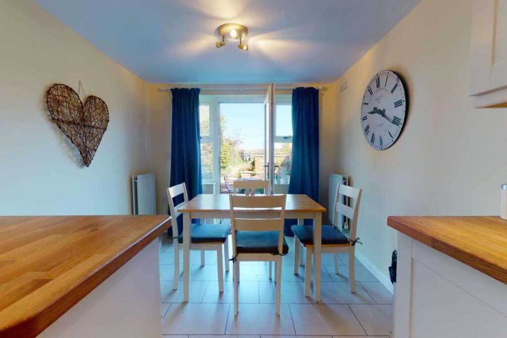 Picturesque In Shakespeare Country And Cotswolds Stratford-upon-Avon