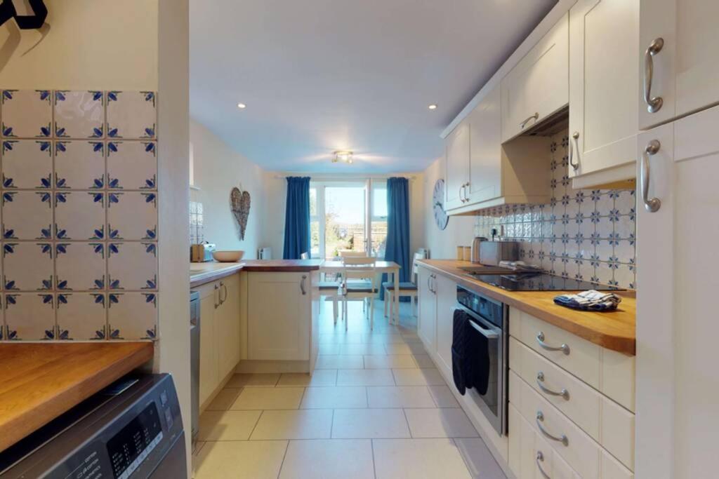 Picturesque In Shakespeare Country And Cotswolds * Stratford-upon-Avon