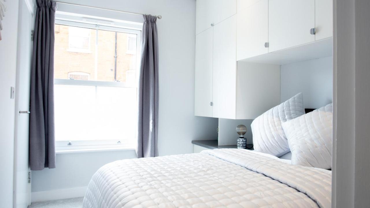 Apartamento Modern With Free Parking And Wifi *