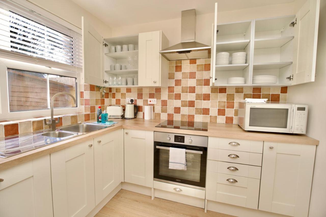 Dashing 4bed Retreat - Walk To Town Centre & Shakespeare's Birthplace Stratford-upon-Avon