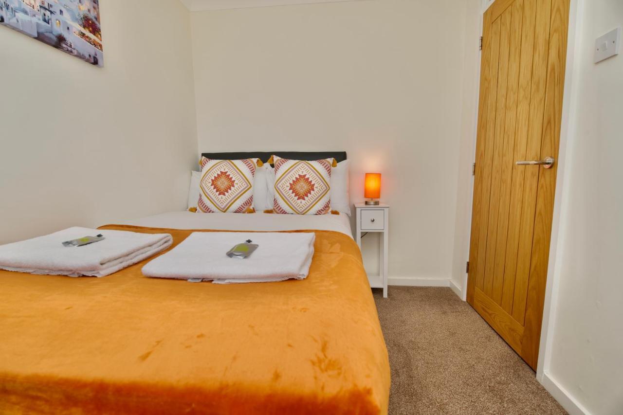 Dashing 4bed Retreat - Walk To Town Centre & Shakespeare's Birthplace Holiday home Stratford-upon-Avon
