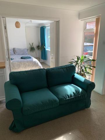 Homestay Private & Lounge In Town Centre With Parking *