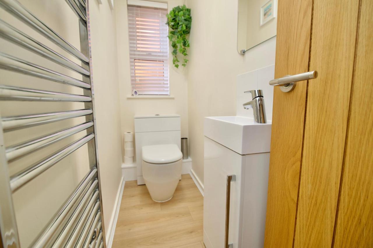 Dashing 4bed Retreat - Walk To Town Centre & Shakespeare's Birthplace Holiday home *