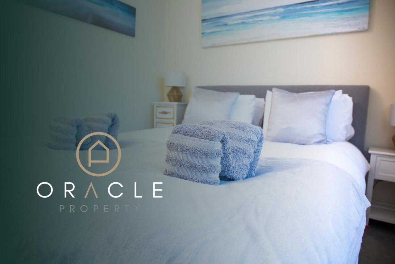 Stylish 1-bed - Free Parking - Town Centre Apartment *