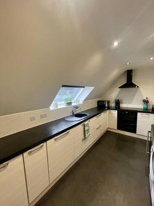 Bs - Luxury 2 Bed With Garage In Town Centre * Stratford-upon-Avon
