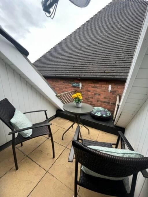 Apartment Bs - Luxury 2 Bed With Garage In Town Centre