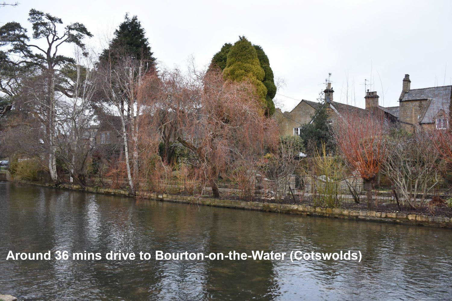 Bard's Nest, Crucible Apartment, Free Private Parking, 3 Mins Walk To Birthplace * Stratford-upon-Avon