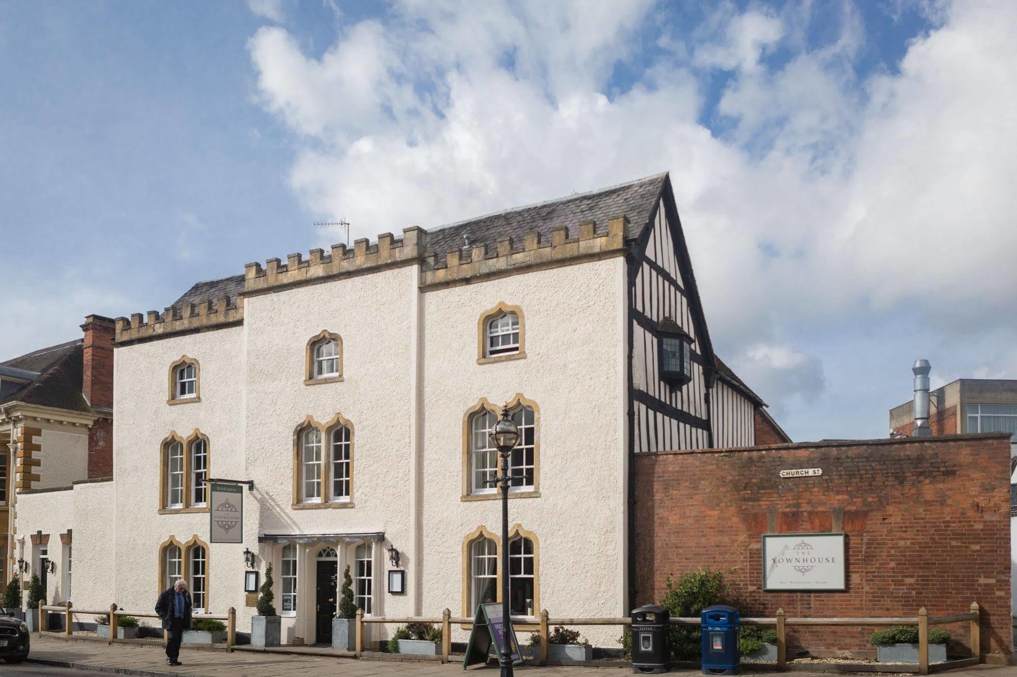 Hotel The Townhouse 4*