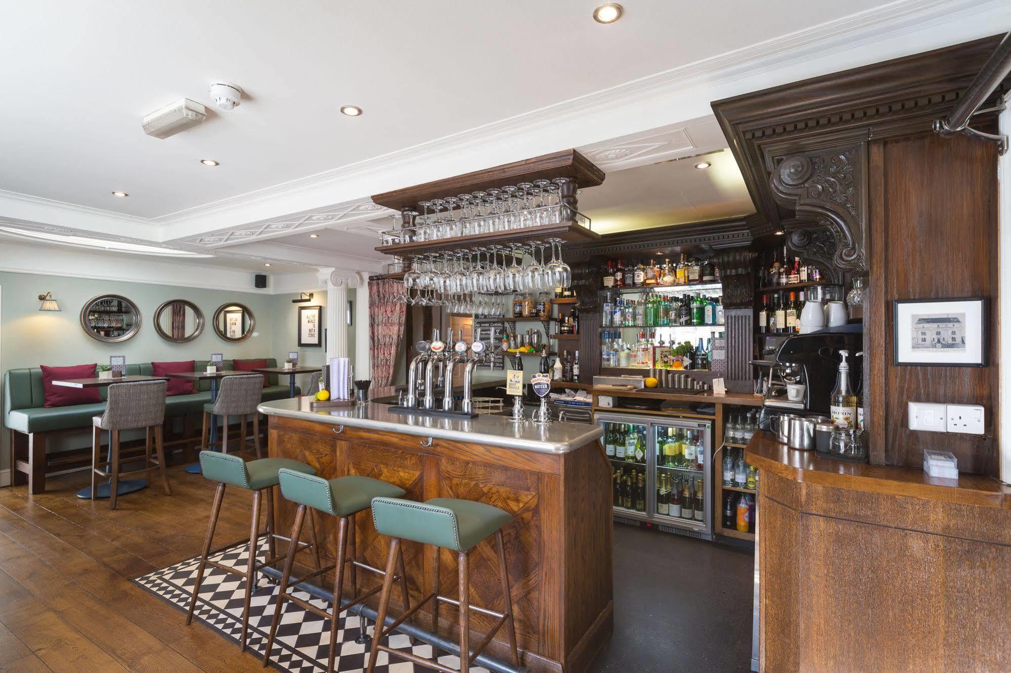 Hotel The Townhouse 4*