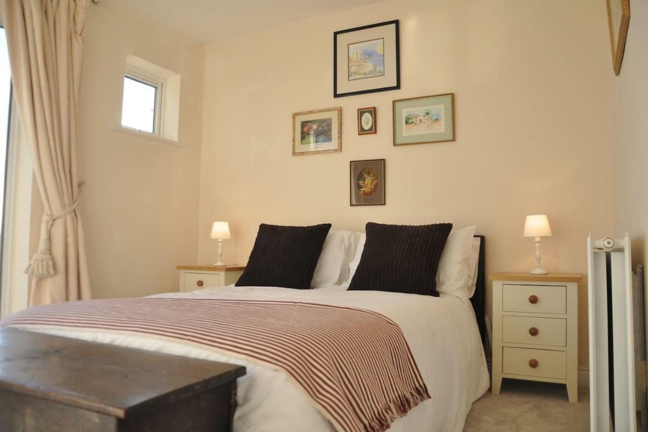 Holiday home 47 Wetherby Way, 3 Bedrooms, Sleeps 6, Easy Walk To Town, Parking, Self Catering, Great View Stratford-upon-Avon