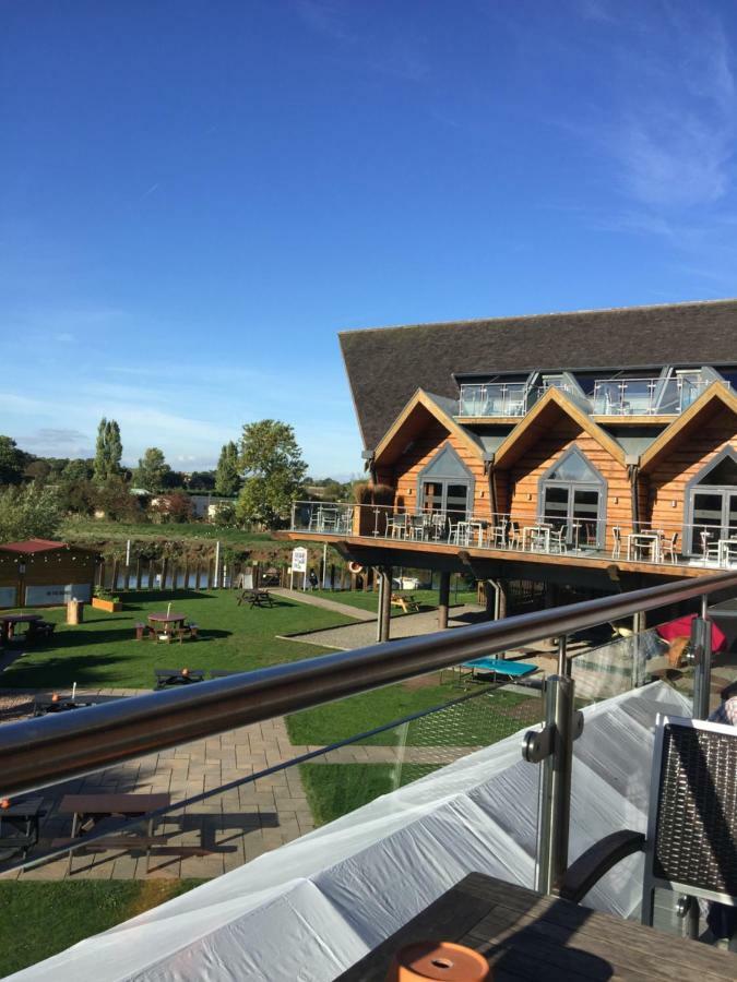 The Bard's Retreat Holiday park *