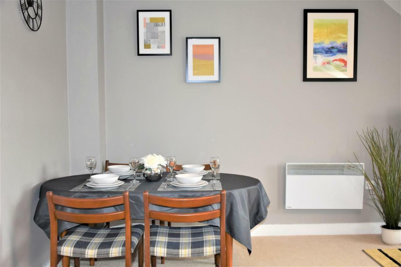 Apartment Bard's Nest, Crucible Apartment, Free Private Parking, 3 Mins Walk To Birthplace