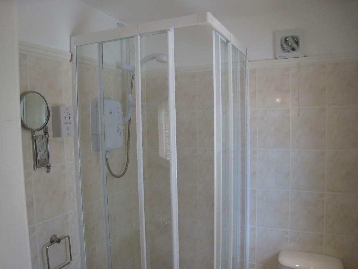 Falstaff For Up To 5, Upon Avon Holiday home *