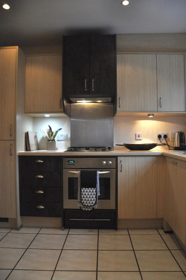 Holiday home 47 Wetherby Way, 3 Bedrooms, Sleeps 6, Easy Walk To Town, Parking, Self Catering, Great View *