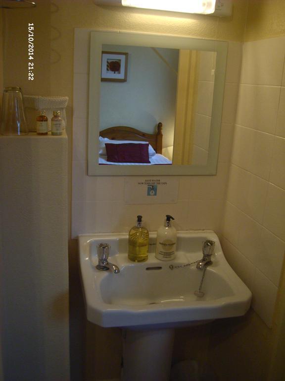 Guest house Ashgrove House