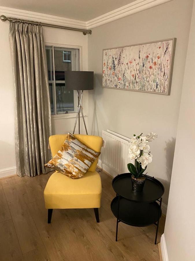 Gs - Luxury, Modern Town Centre, 2 Beds, Free Parking For One Vehicle Apartamento *