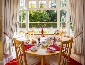 Guest house Ashgrove House 4*