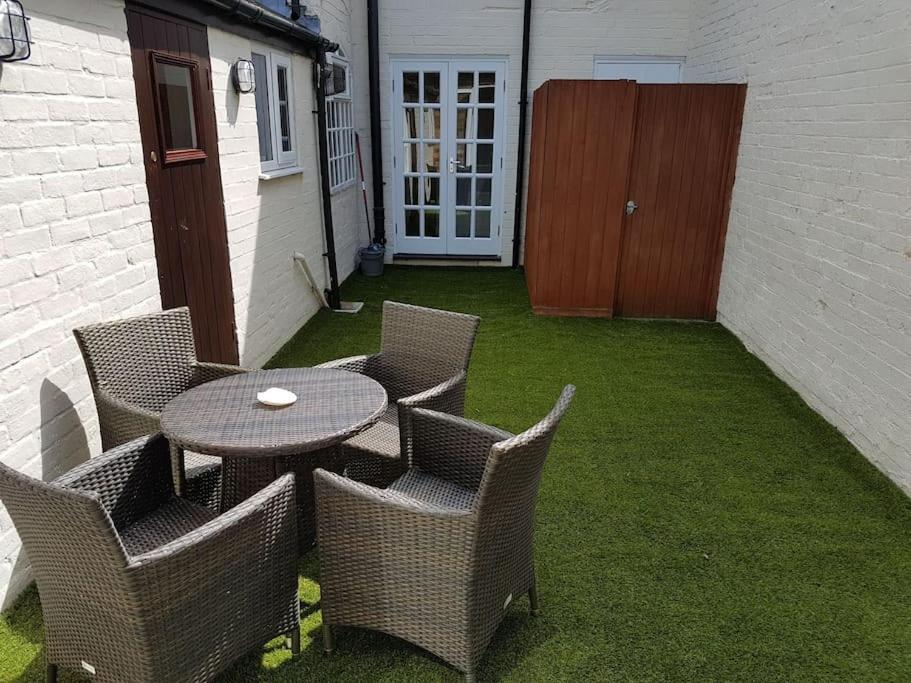 Apartment Centre, Ground Level, Parking Nearby Stratford-upon-Avon