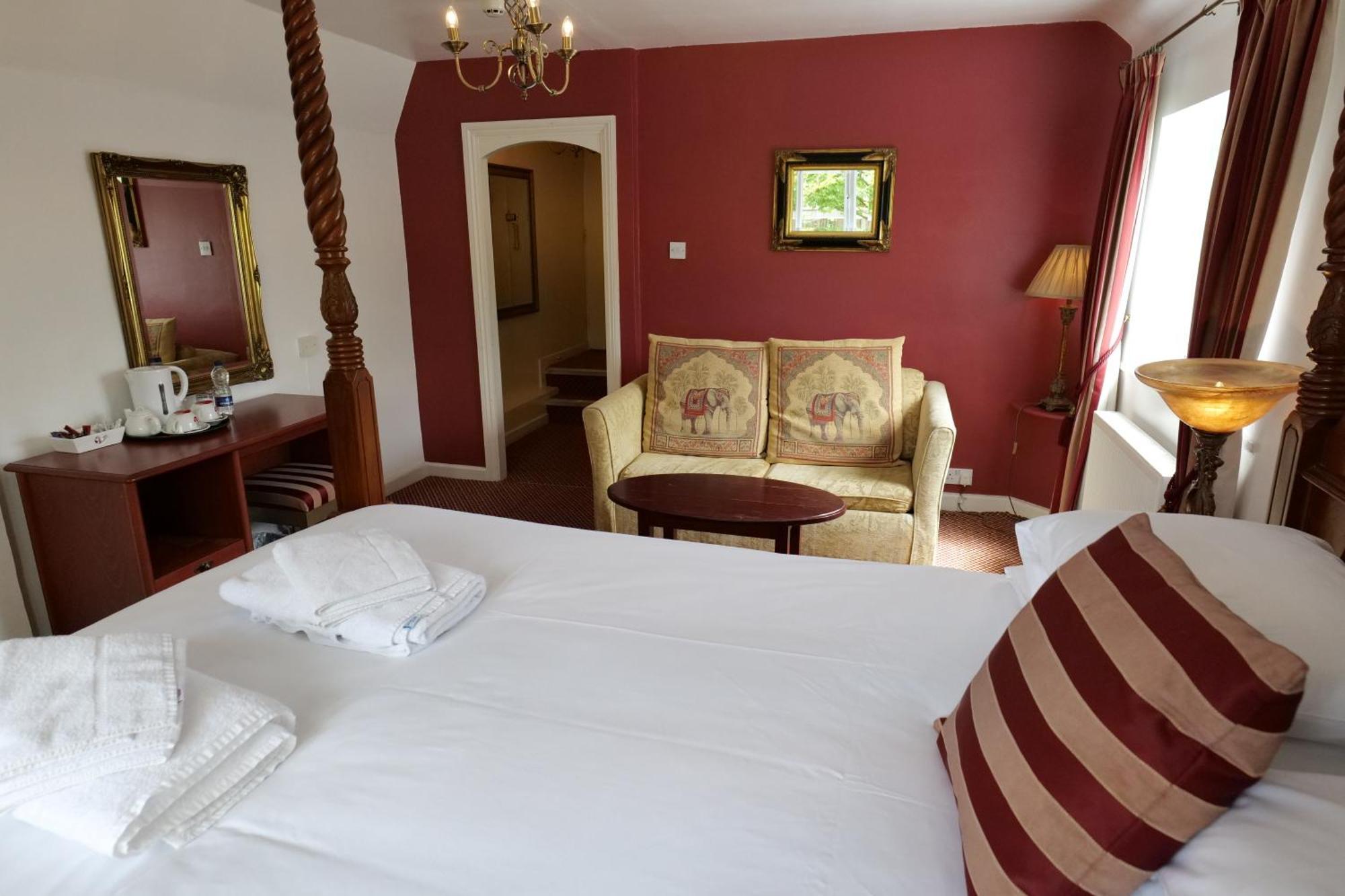 The Mary Arden Inn 3*