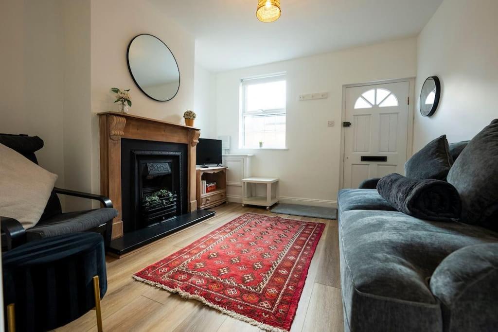 Cosy 2-bedroom Townhouse - Free Parking Holiday home *