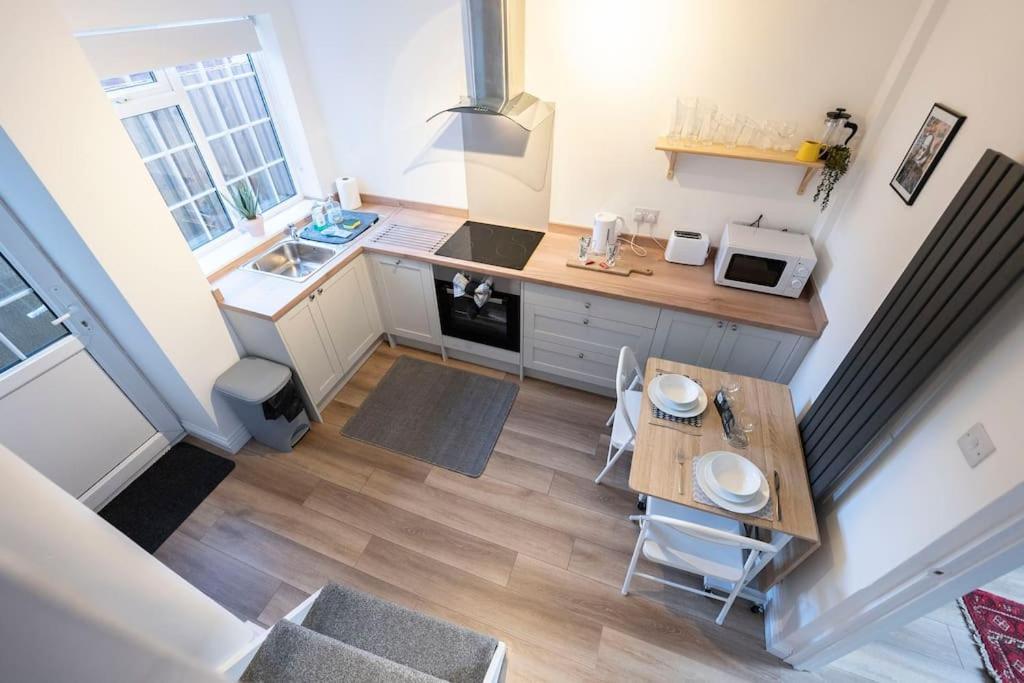 Cosy 2-bedroom Townhouse - Free Parking Holiday home Stratford-upon-Avon