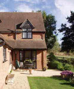 Monks Barn Farm - Self Catering 3* Stratford-upon-Avon