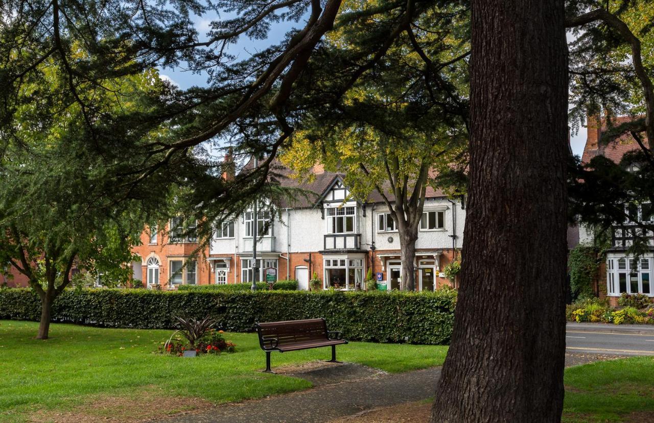 Ashgrove House