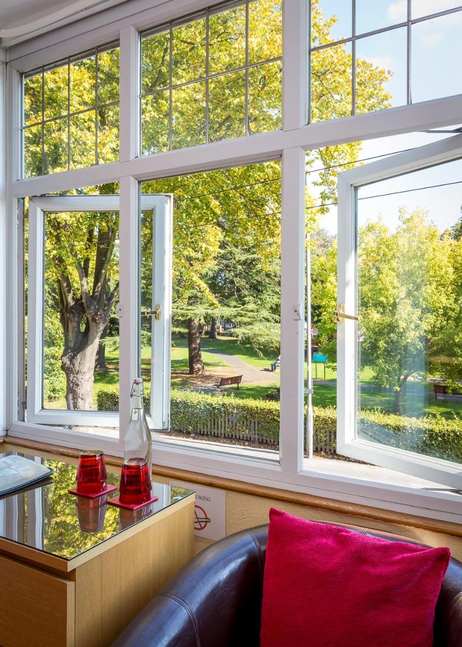 Ashgrove House Guest house