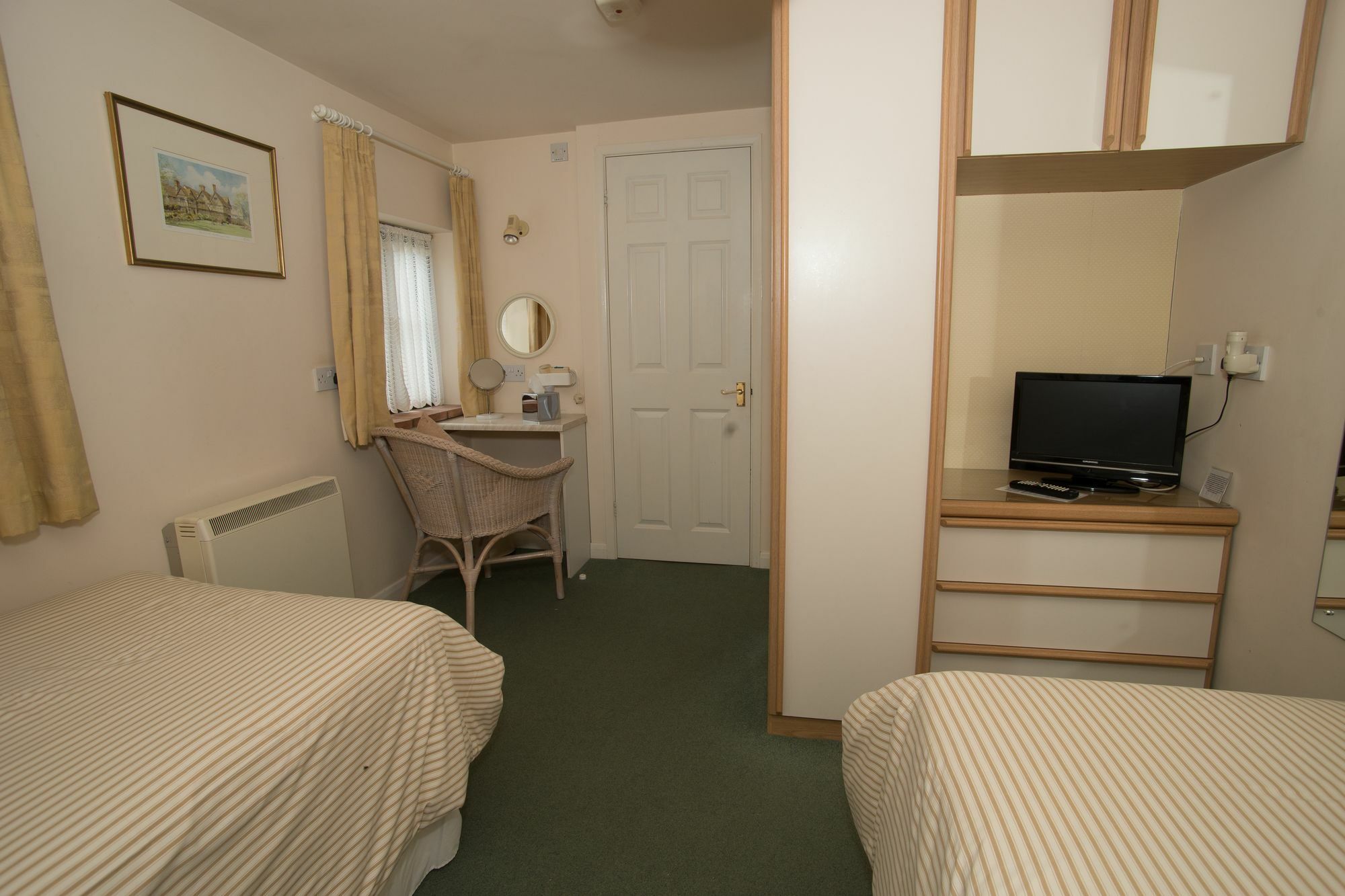Hotel Monks Barn Farm - Self Catering 3*