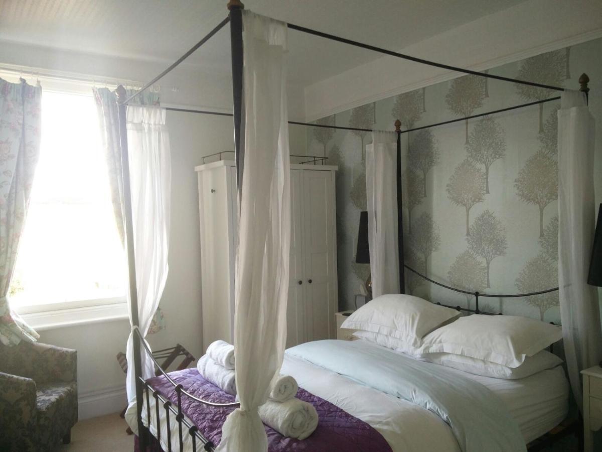 Bed & Breakfast Winton House